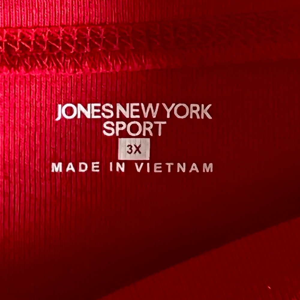 1172 | NWT Jones New York Sport Button Shoulder Knit 3/4 Sleeve Top Red Women 3X - Picture 4 of 9